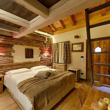 Les Plaisirs D'Antan Hotel Jovencan Стая снимка