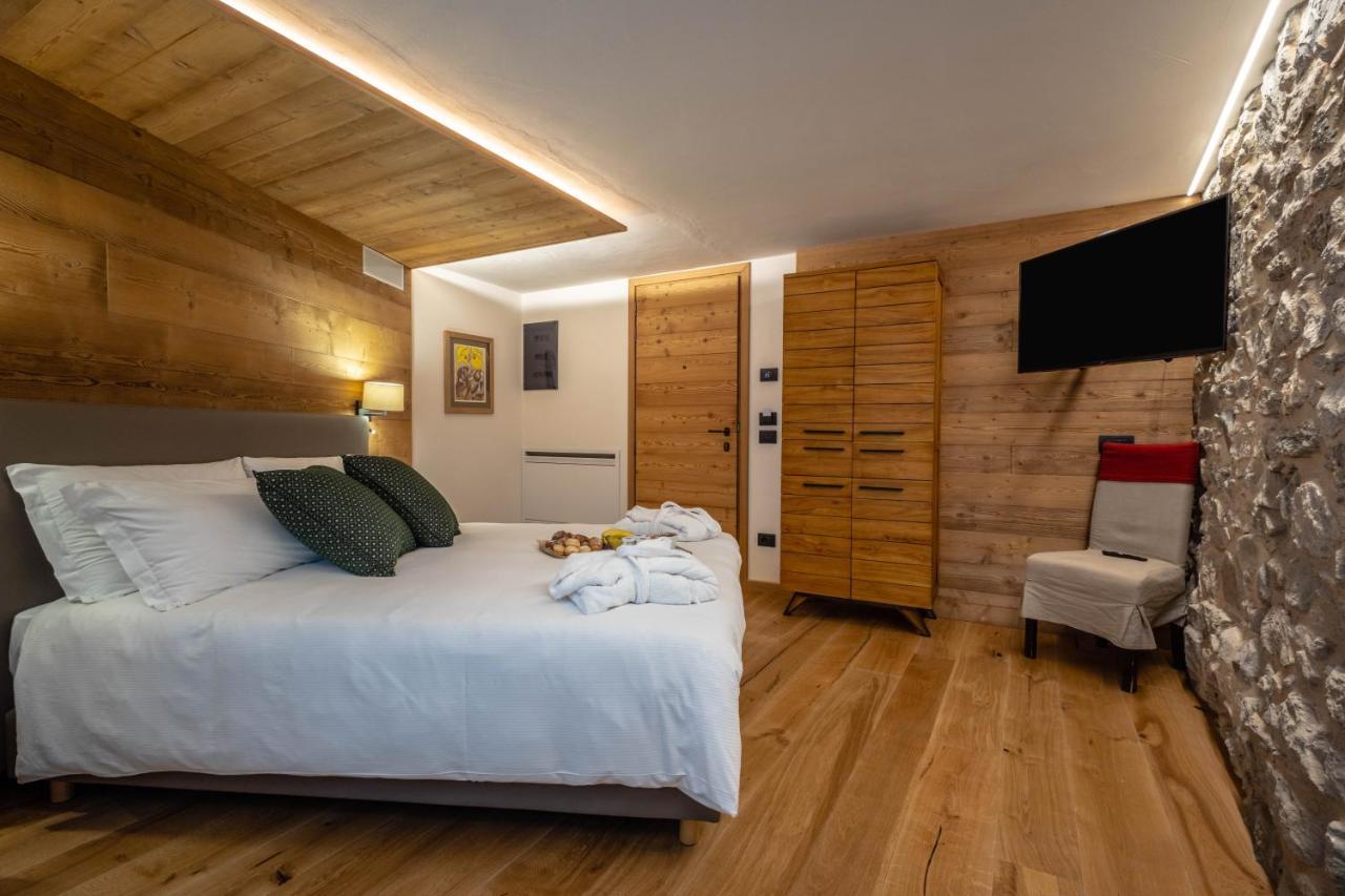 Les Plaisirs D'Antan Hotel Jovencan Екстериор снимка