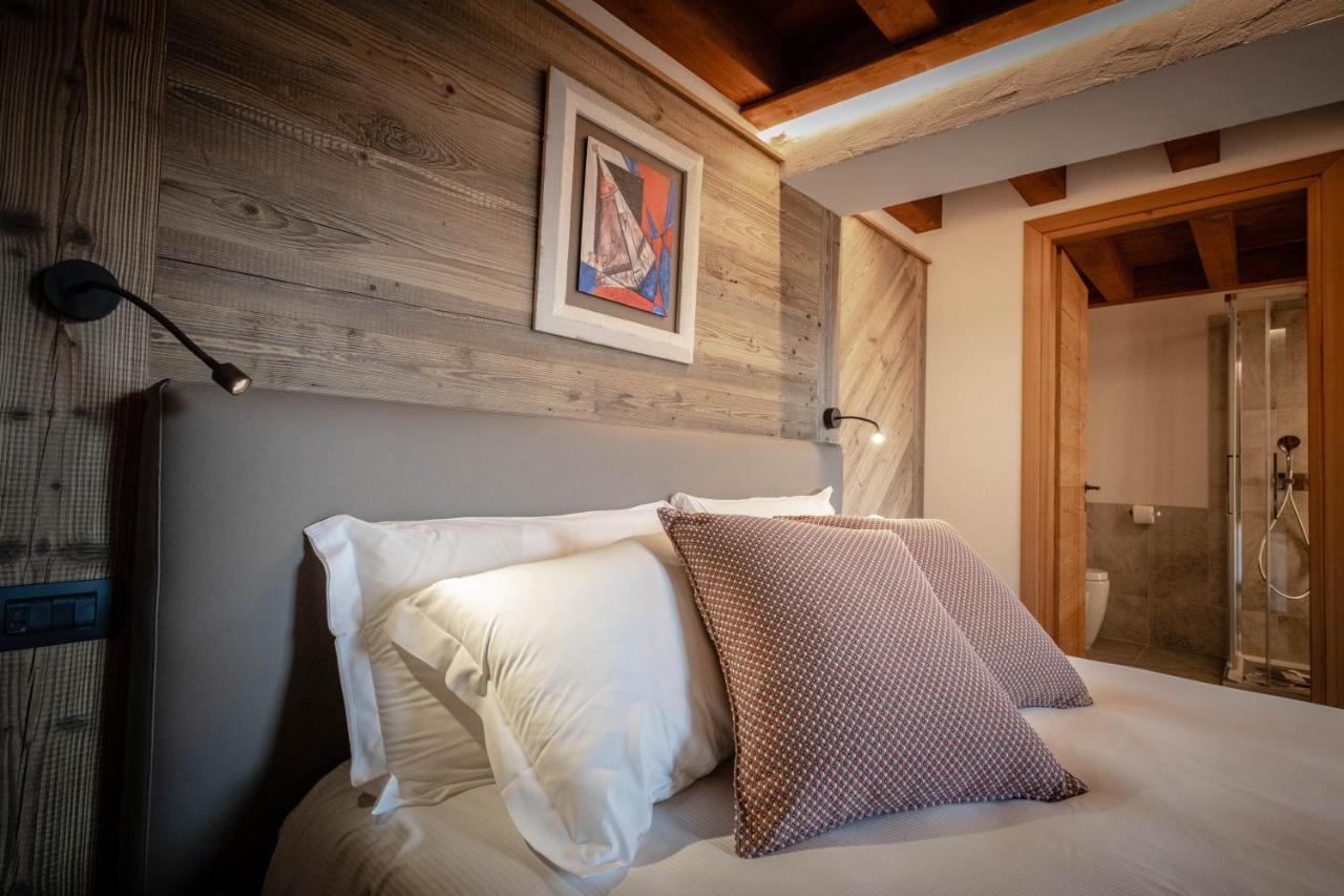 Les Plaisirs D'Antan Hotel Jovencan Екстериор снимка