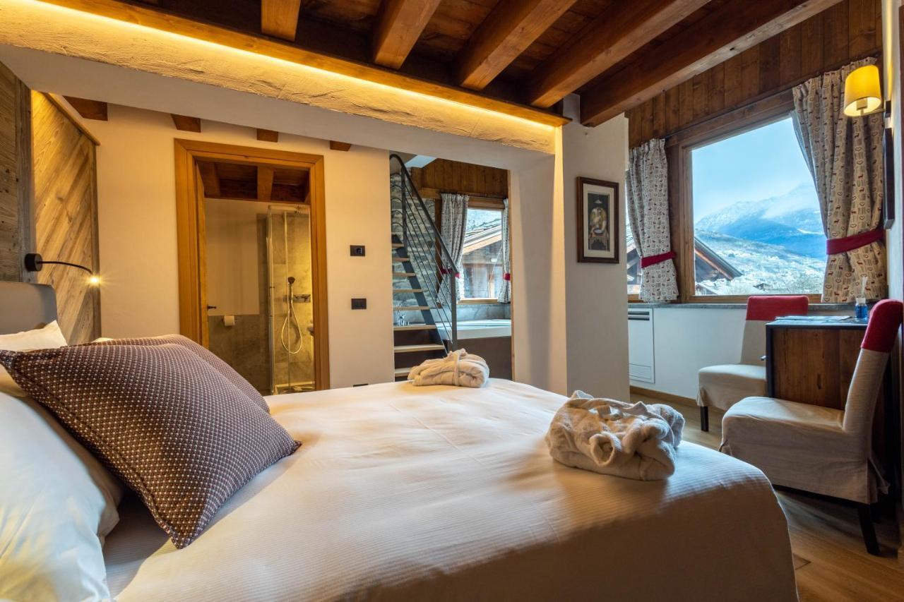 Les Plaisirs D'Antan Hotel Jovencan Екстериор снимка
